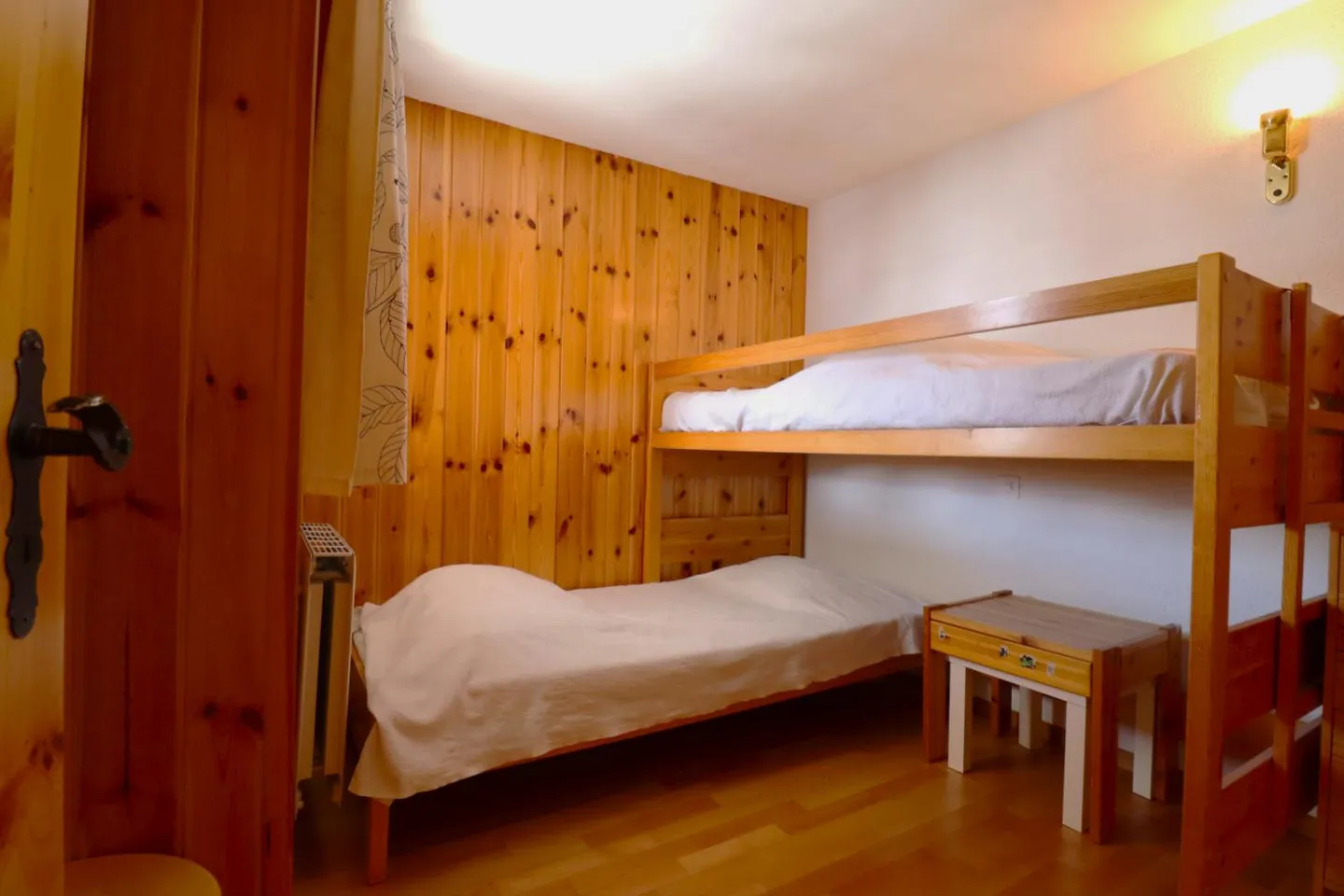 Semi-Detached House 5 Rooms - Photo 11 of 20