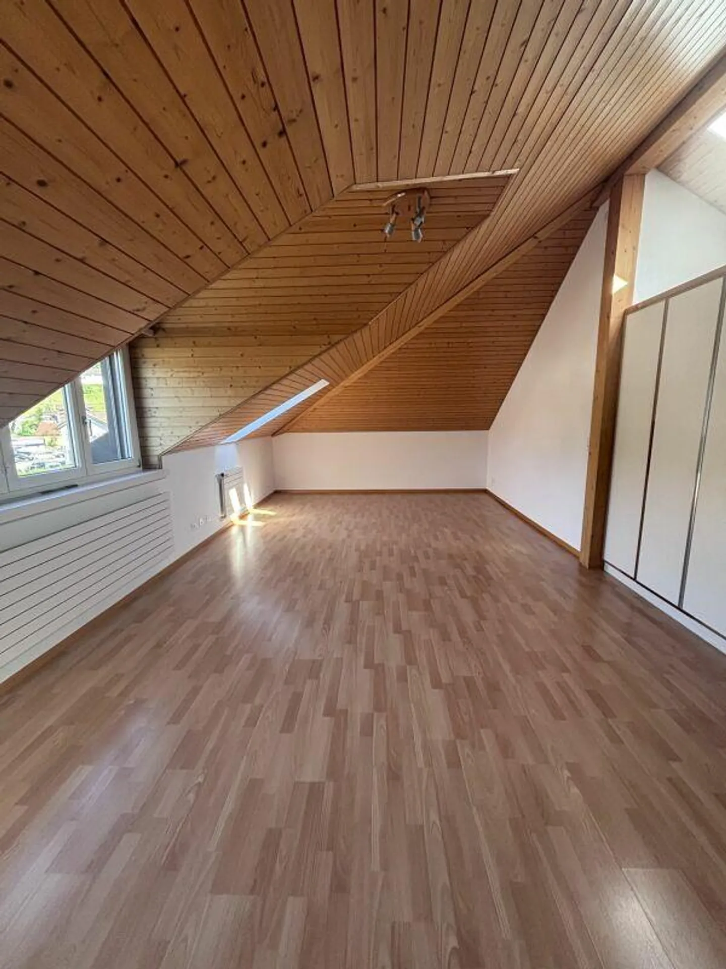RENTAL - Photo 1 of 6