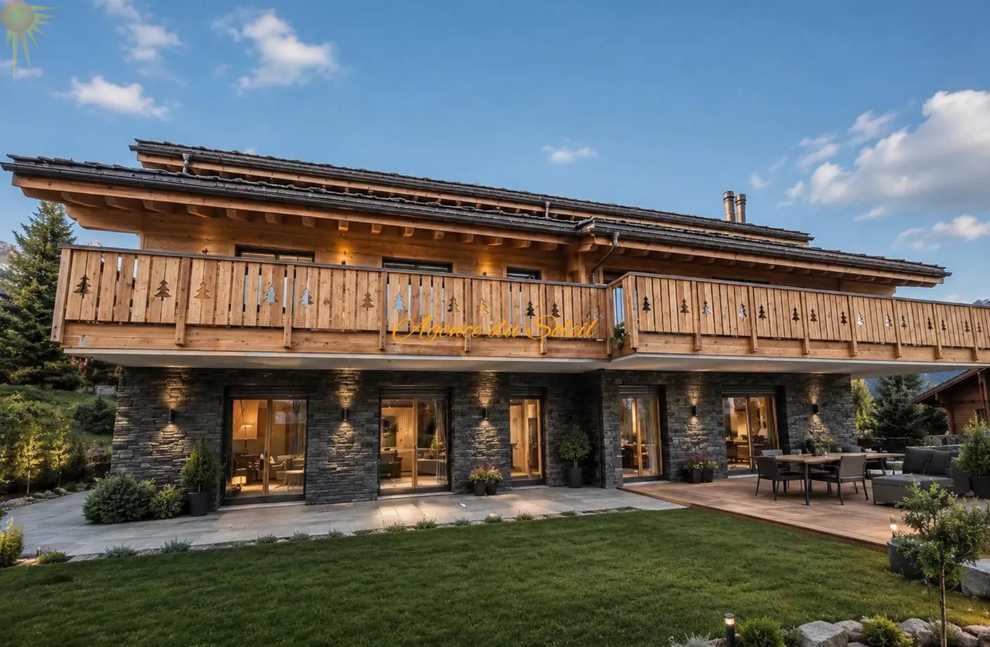 Luxury 4.5 Room Apartment, New and Ideally Located in Crans! - Photo 1 of 8