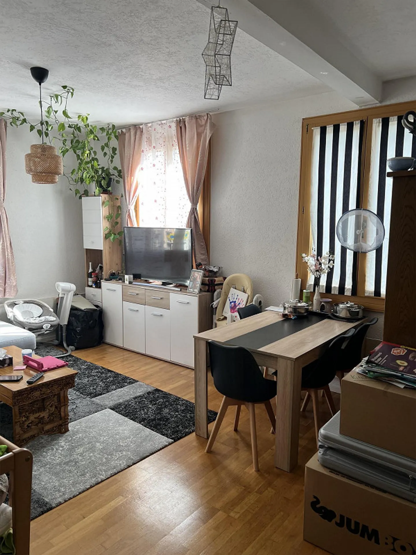 Appartement spacieux de 4 pièces à Glarus - Photo 2 sur 13