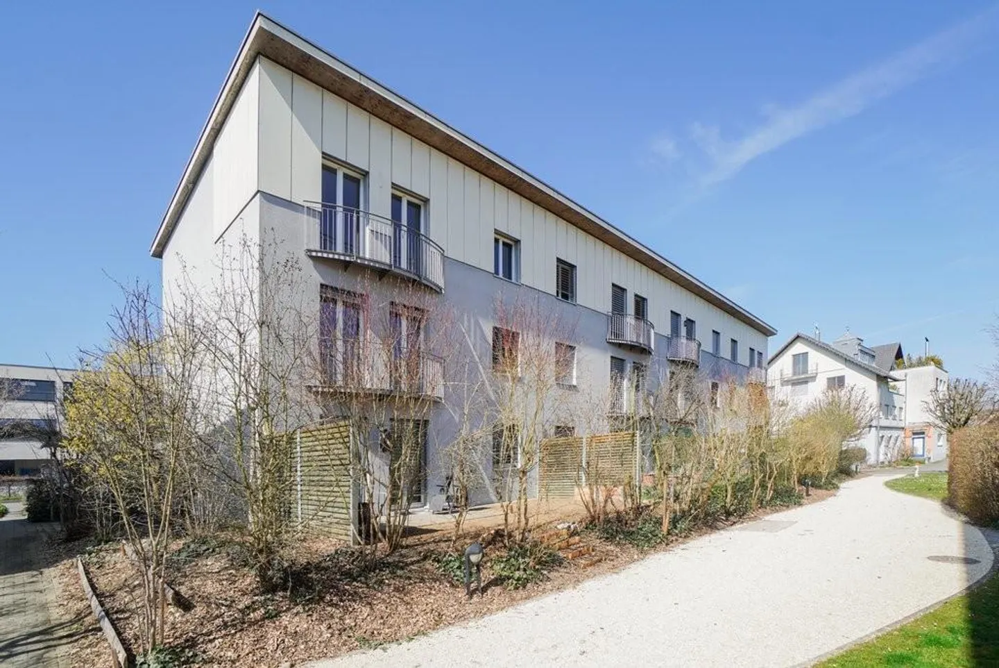 Looking for an apartment in a central location? - Photo 1 of 10