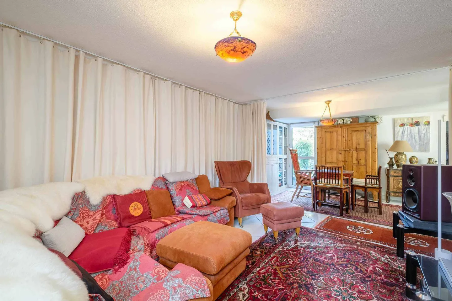Charming Duplex Apartment - Photo 7 of 11