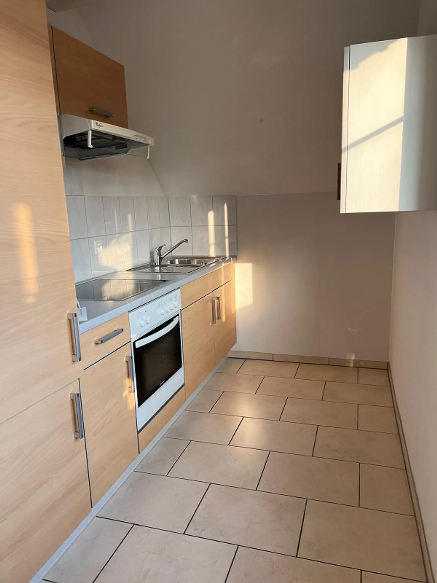 Modernes Studio in grüner Lage - Foto 2 von 6