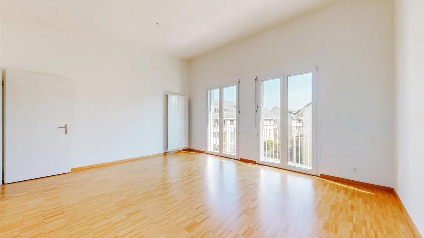 Looking for an apartment in a central location? - Photo 7 of 10