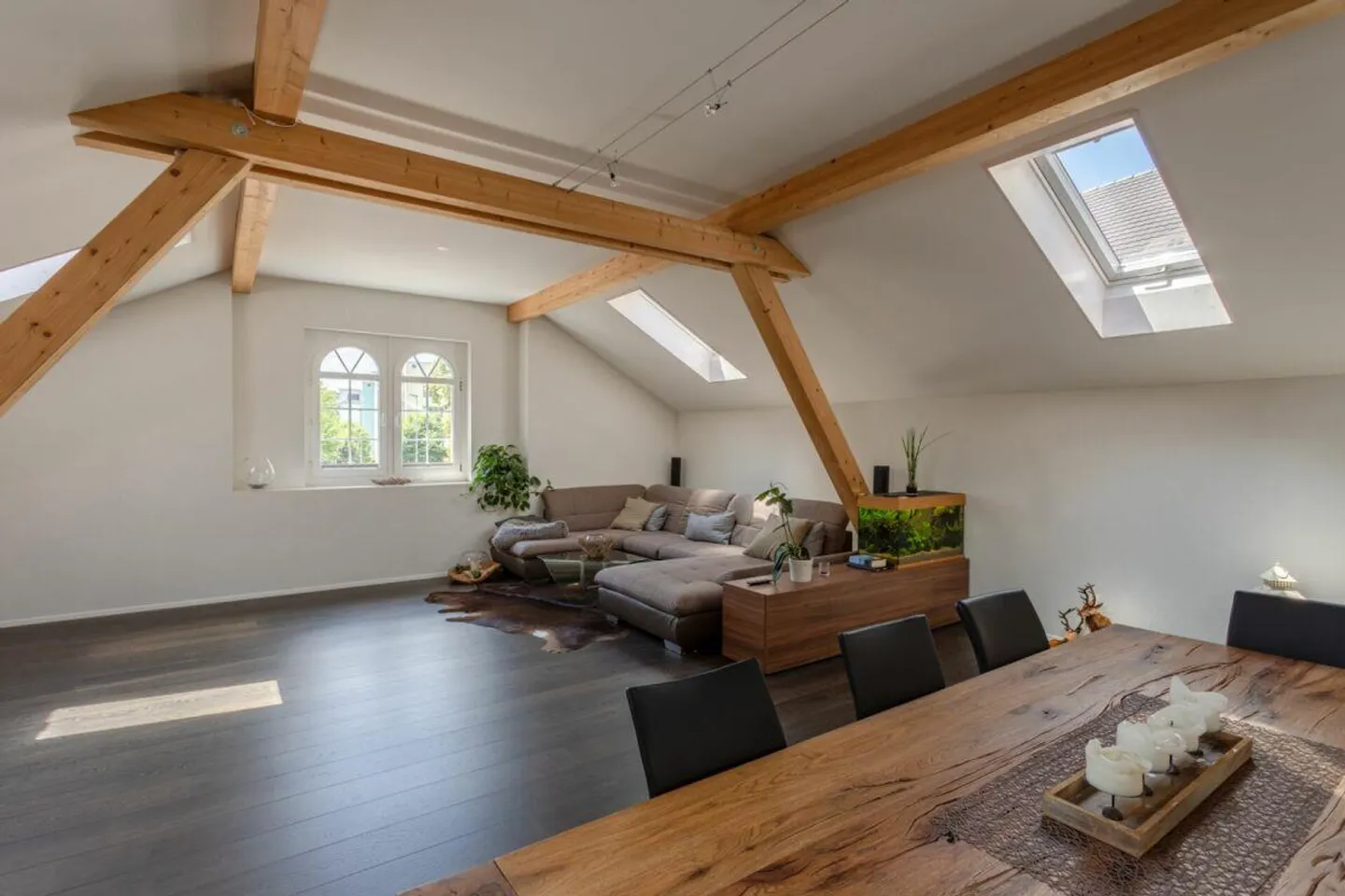 Commercial property including modern living in loft style - Photo 8 of 12