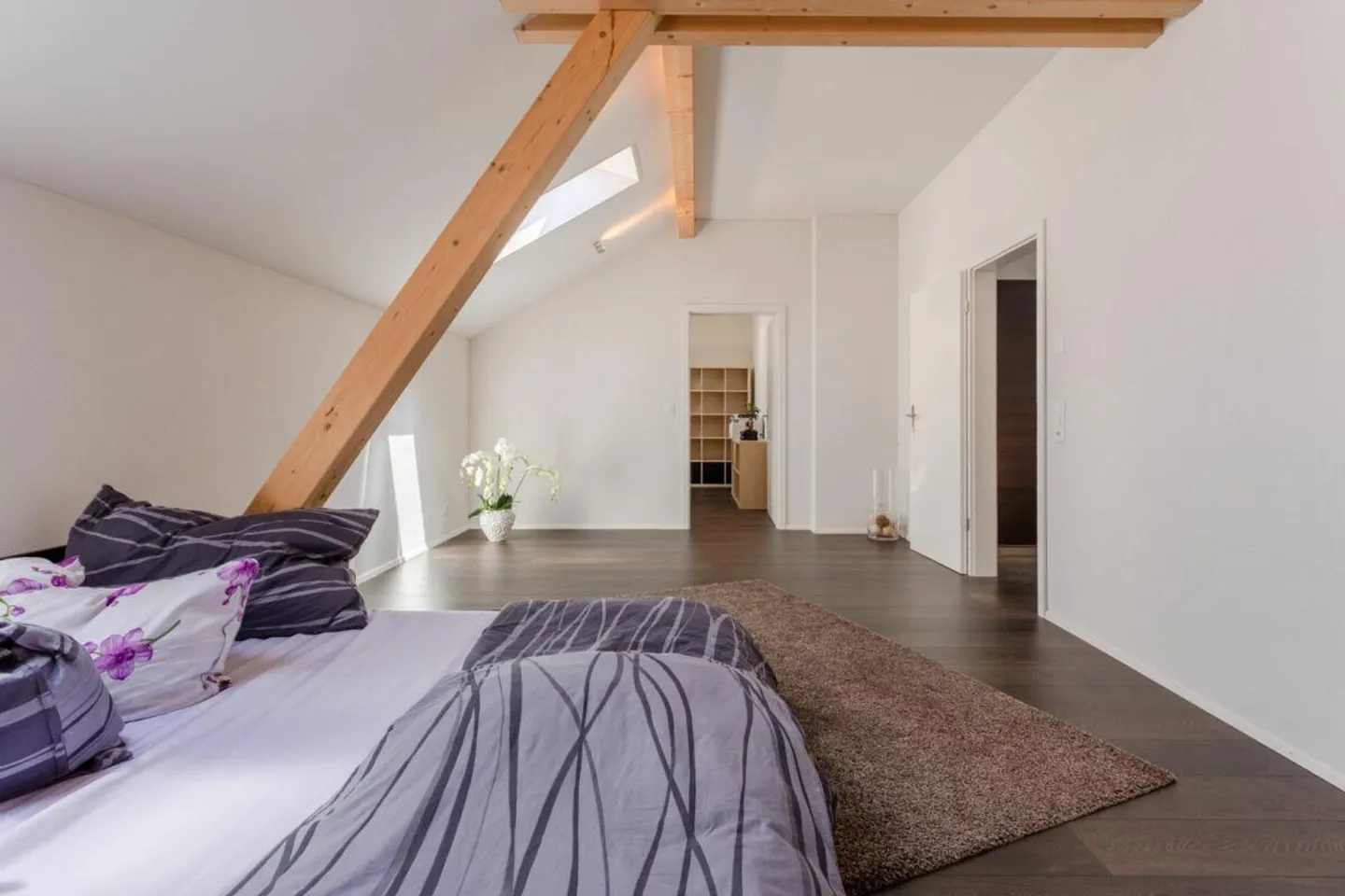Commercial property including modern living in loft style - Photo 9 of 12