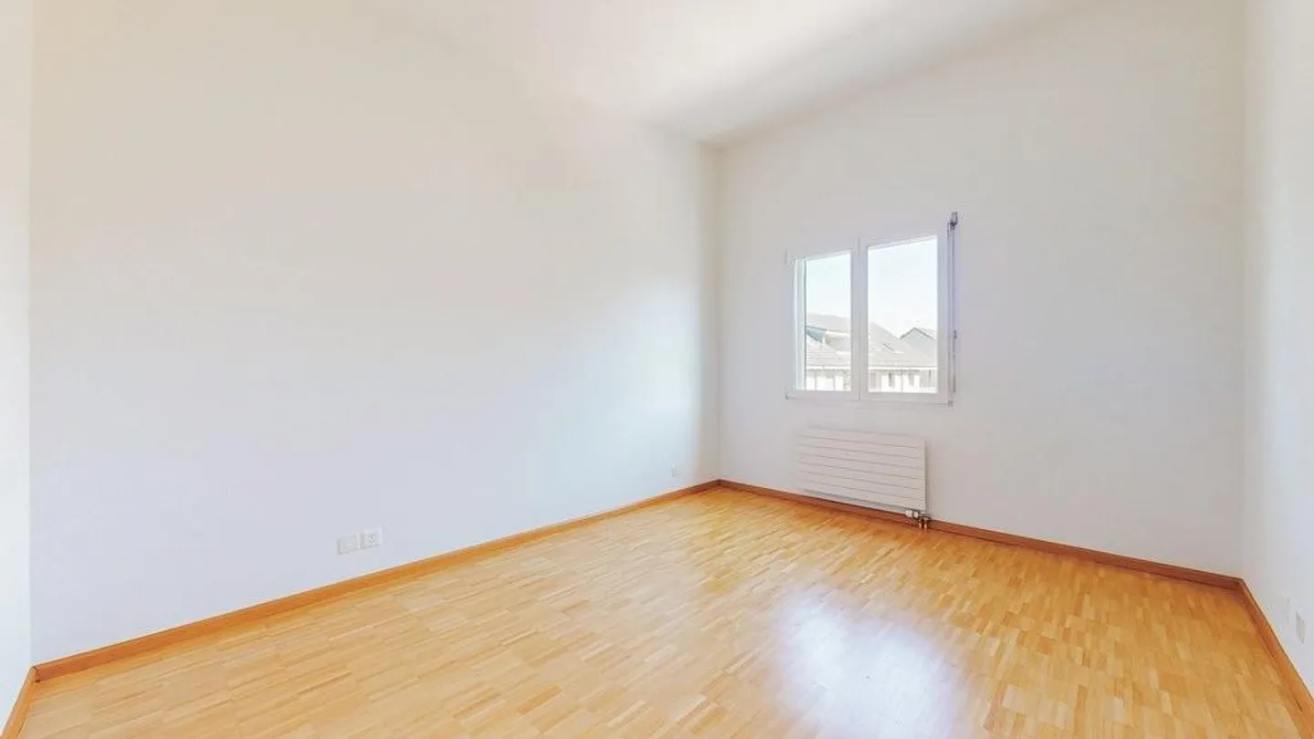Looking for an apartment in a central location? - Photo 9 of 10