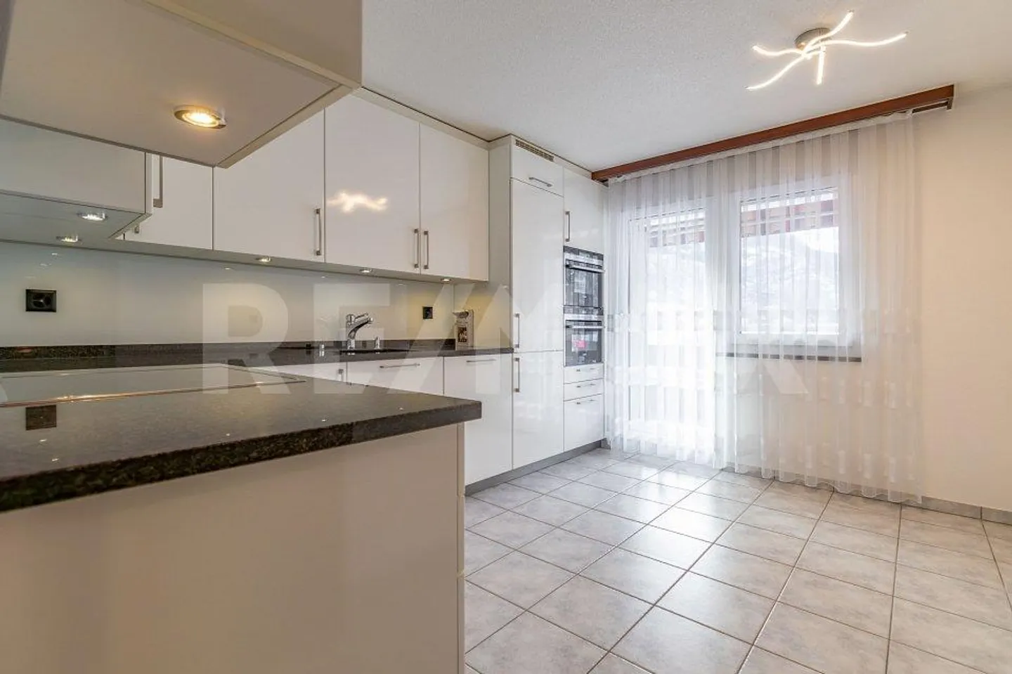4.5 Room Apartment in Brig - Photo 4 of 13