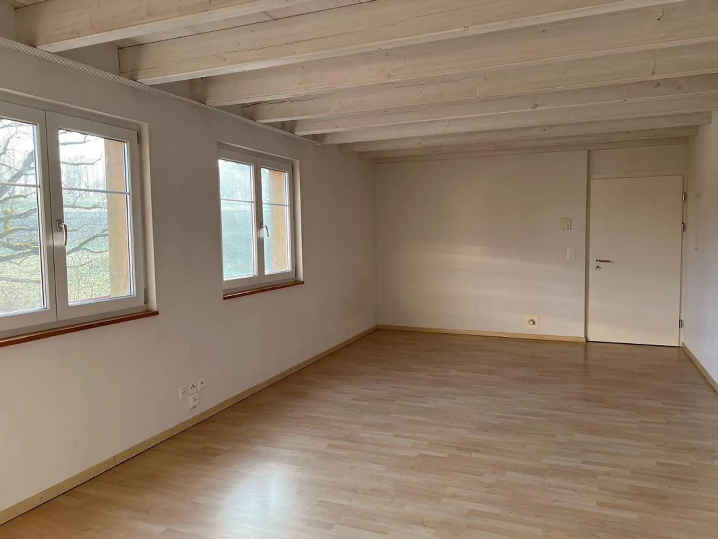 Modernes Studio in grüner Lage - Foto 5 von 6