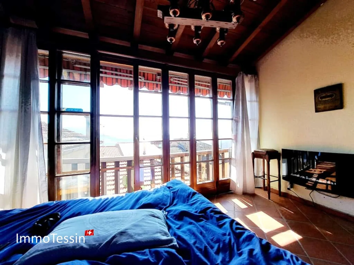 Charming Ticino House with 3 Apartments as an Ideal Investment or Family Residence - Photo 10 of 13