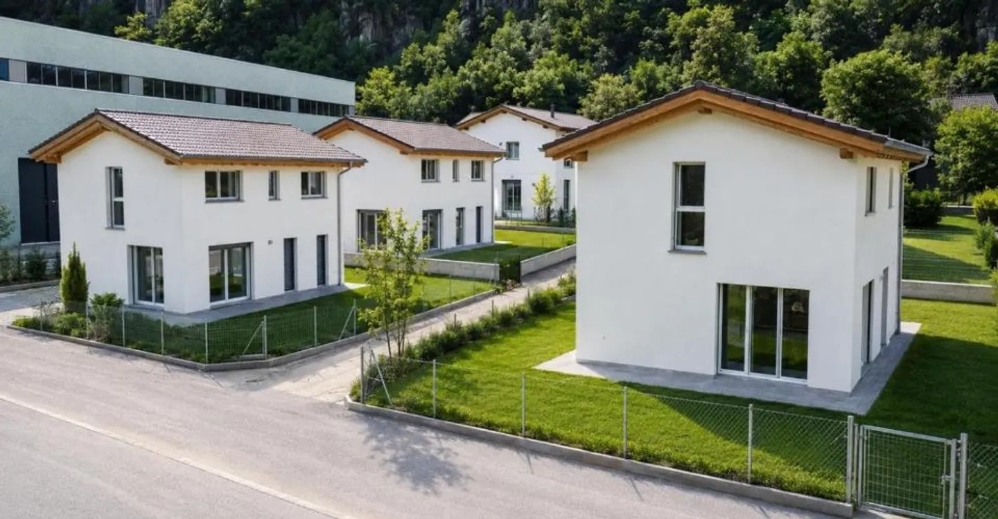 Detached house with 4.5 rooms in Cresciano - Photo 1 of 11