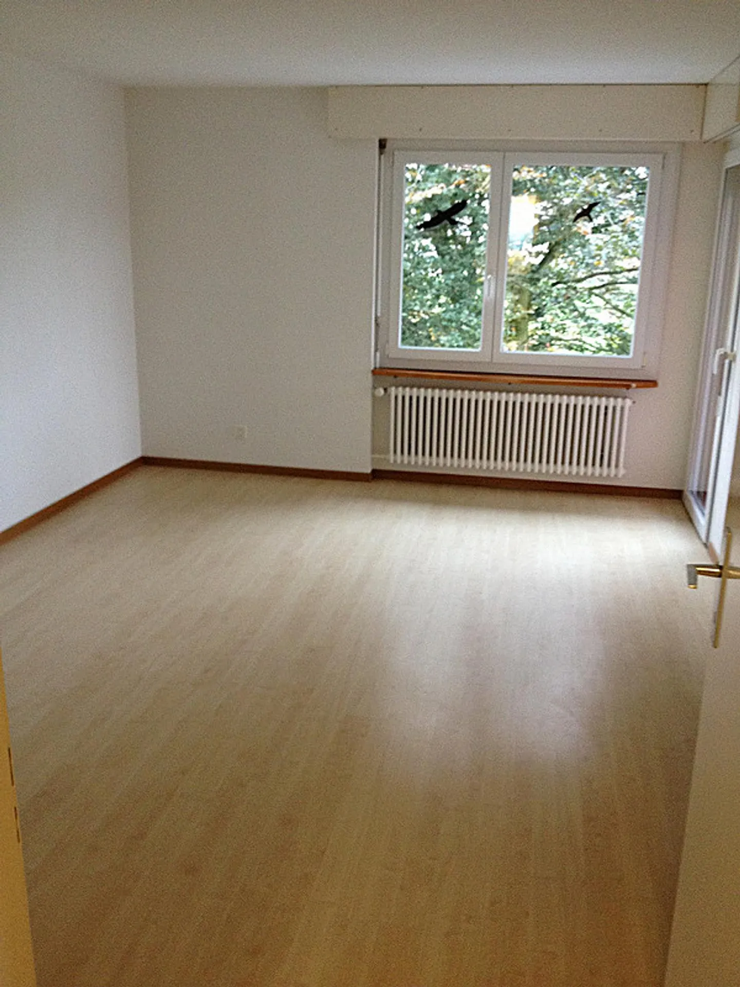 Appartement confortable de 3,5 pièces dans un emplacement central - Photo 2 sur 7