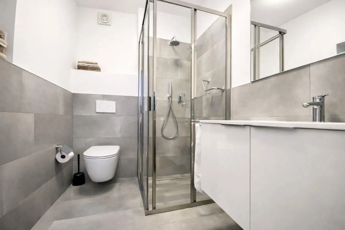 Appartement moderne au centre de Chiasso - Photo 12 sur 14