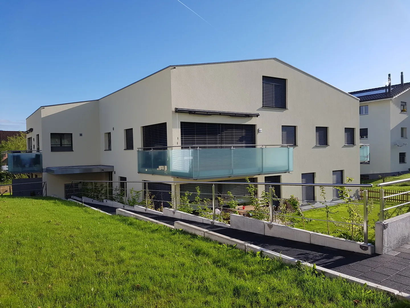 Deposit - Photo 2 of 4