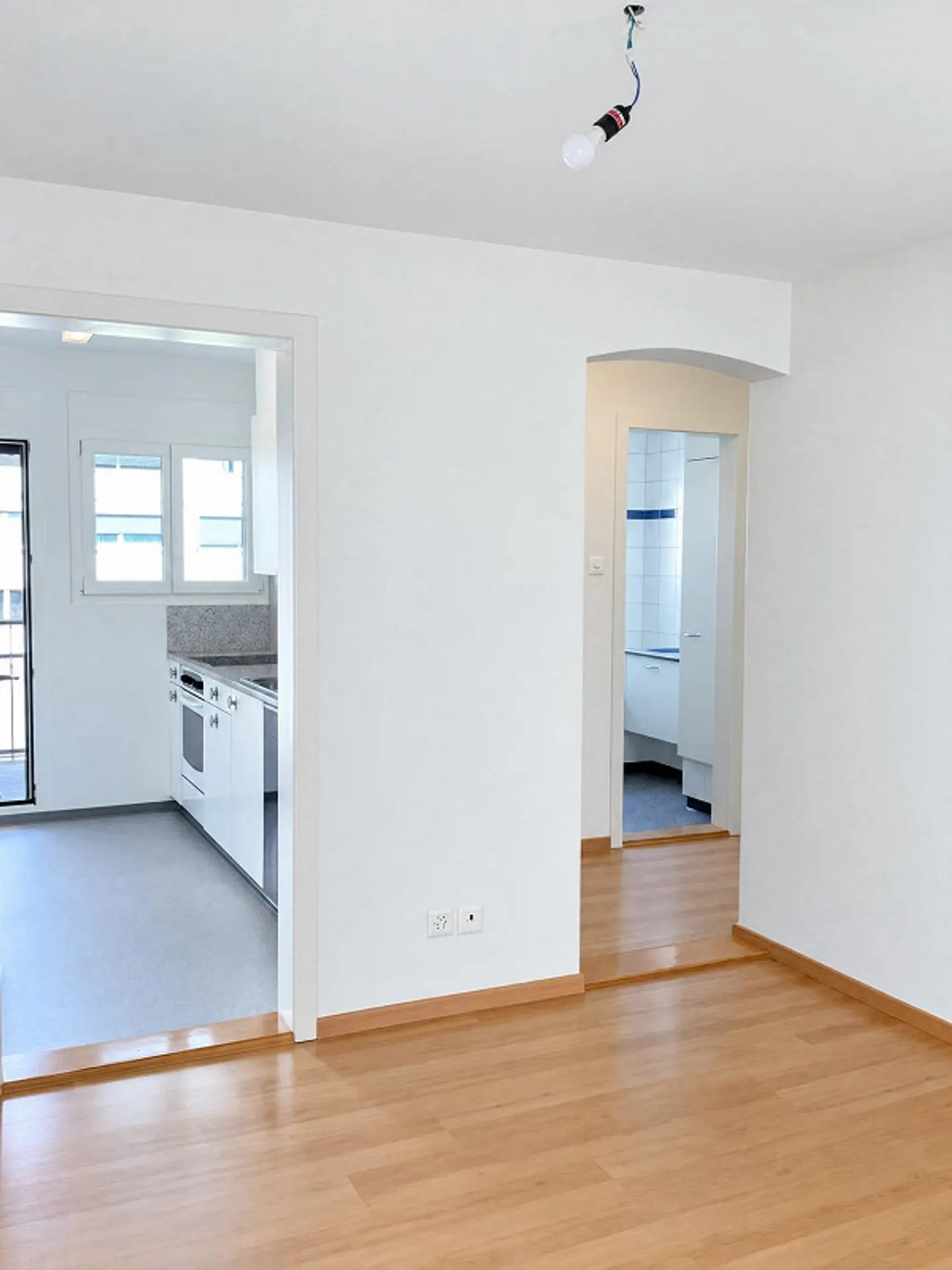 Bright 4-room apartment in the center of Rorschach - Photo 3 of 6