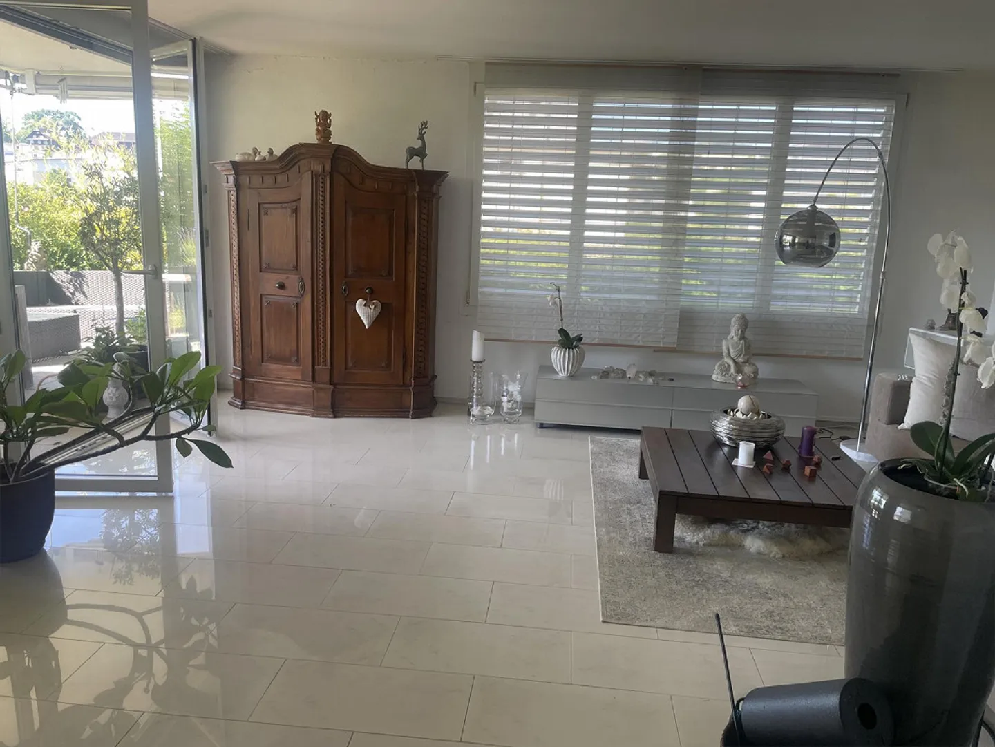 Appartement lumineux de 4,5 pièces à Adligenswil - Photo 1 sur 8