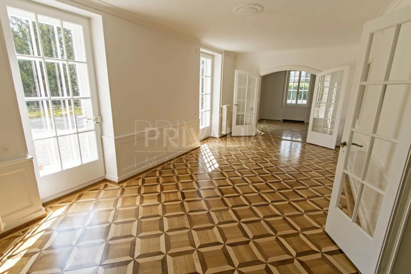 Charming Semi-Detached Home - Photo 2 of 9