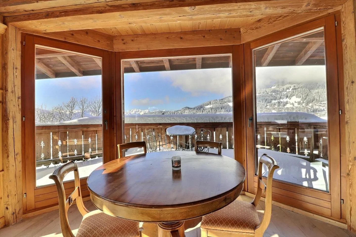 Susabel - Photo 3 of 13