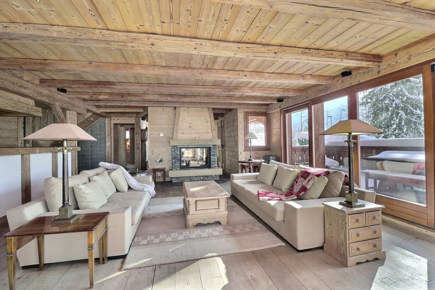 Susabel - Photo 4 of 13