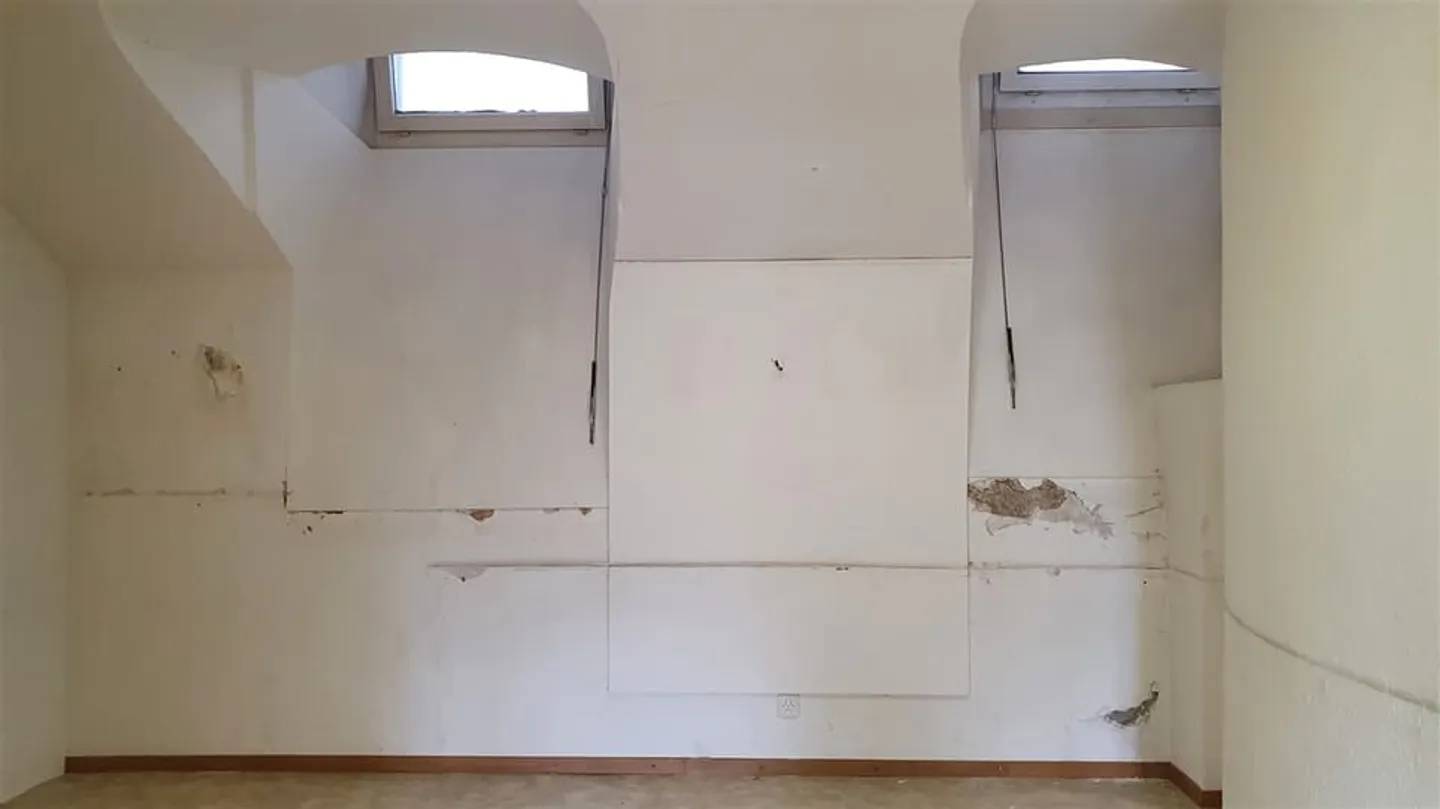 Rue de la Serre 3, Neuchâtel - Gewerbefläche mit 3 Räumen im Erdgeschoss - Foto 6 von 12