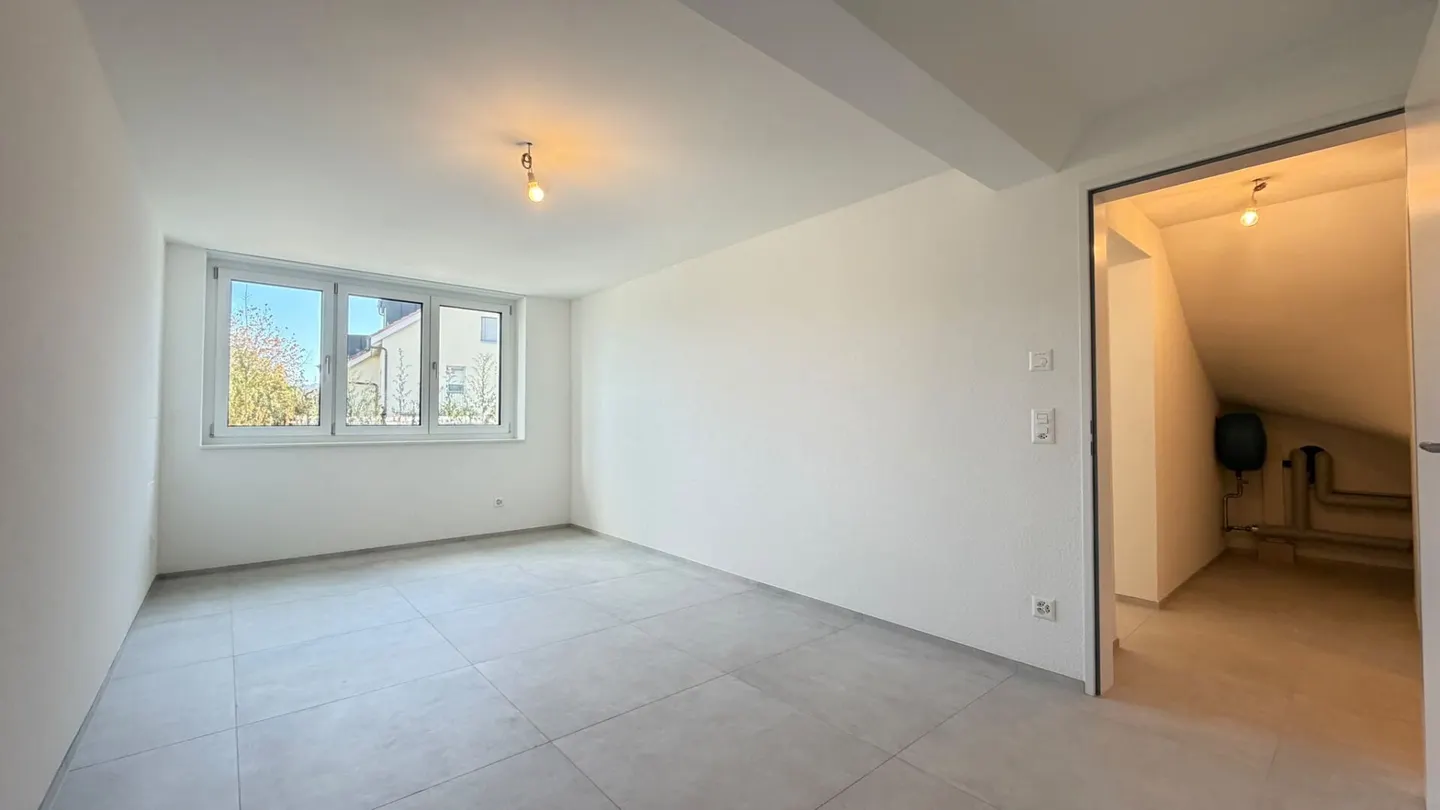 Newly renovated 3.5 and 4.5 room apartments - available separately or together in Oberwil - Photo 14 of 21
