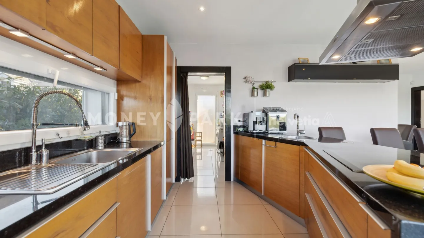 Casa indipendente di 6,5 stanze - Foto 6 di 16