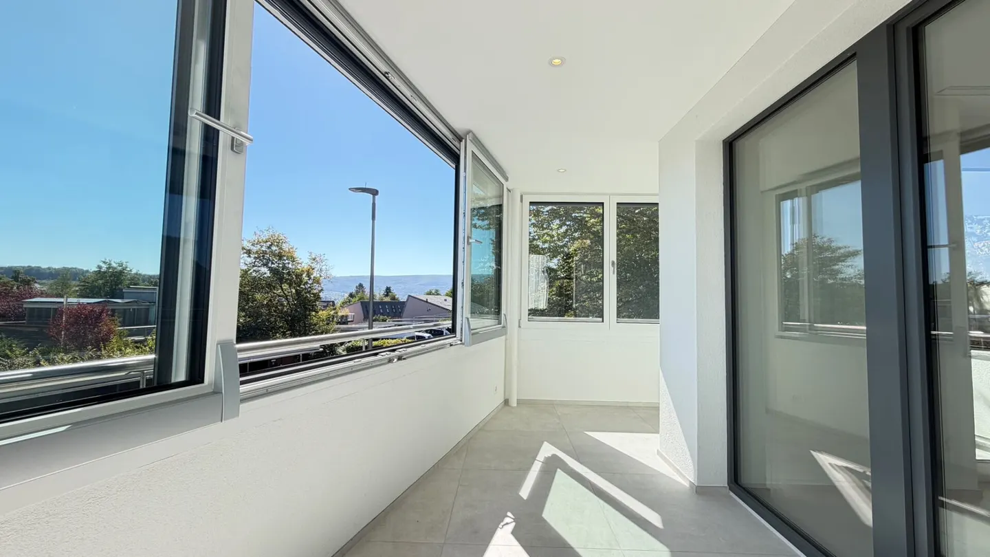 Newly renovated 3.5 and 4.5 room apartments - available separately or together in Oberwil - Photo 19 of 21