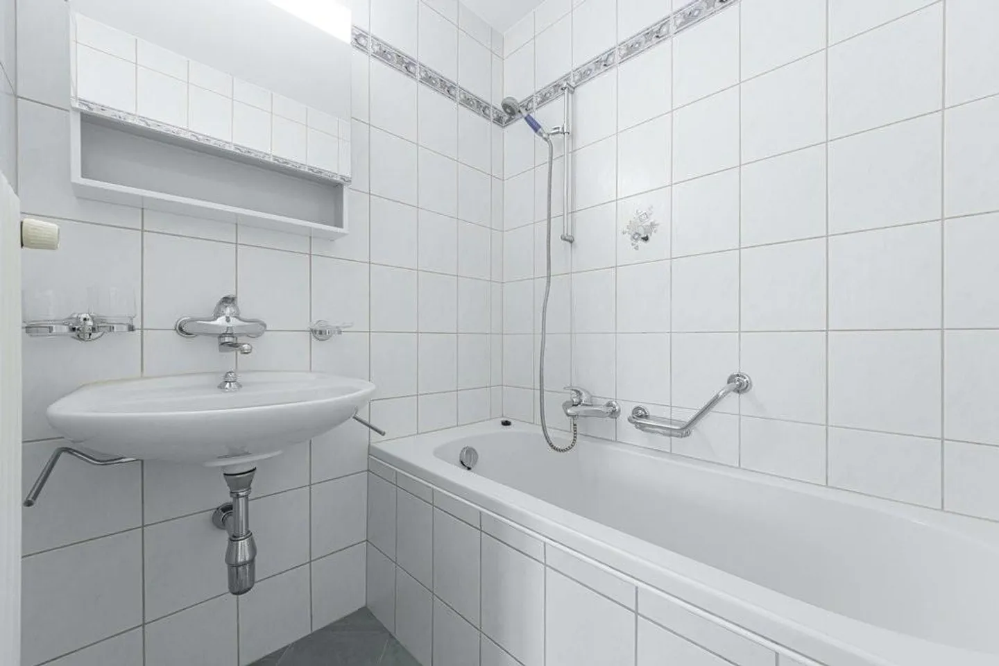 A saisir ! Idéalement situé au centre-ville de Conthey ! - Photo 7 sur 9