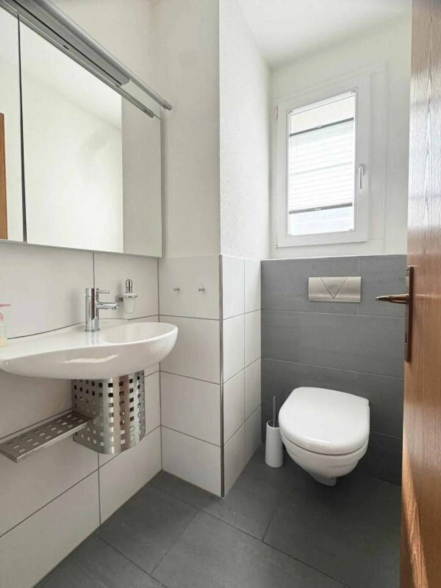 Casa unifamiliare ristrutturata di recente a Unterentfelden - Foto 7 di 30