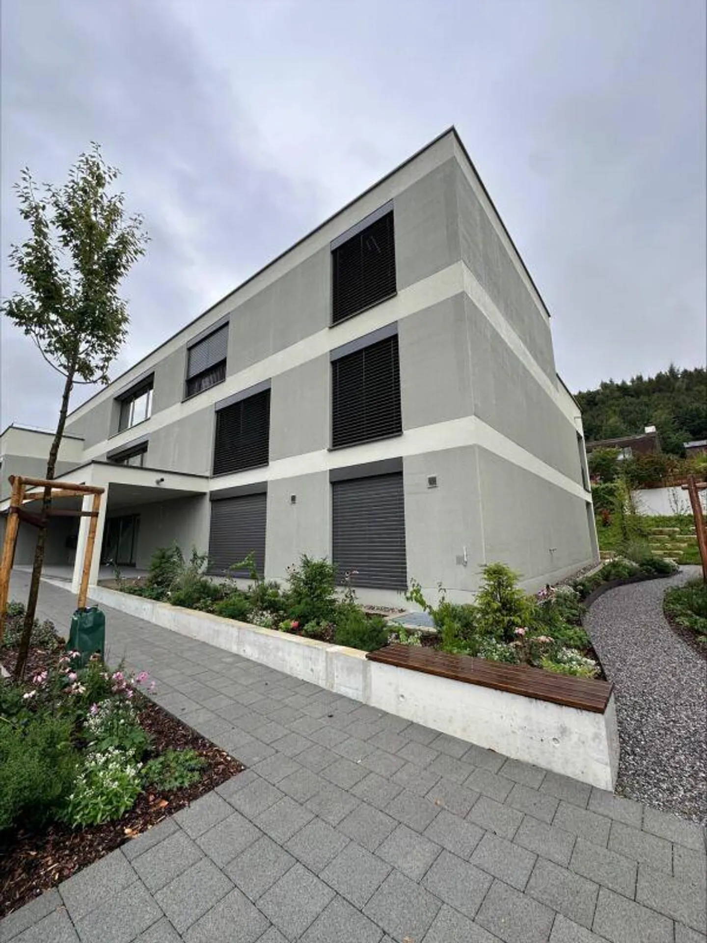 Confort de vie contemporain avec des équipements de haute qualité - Photo 1 sur 7