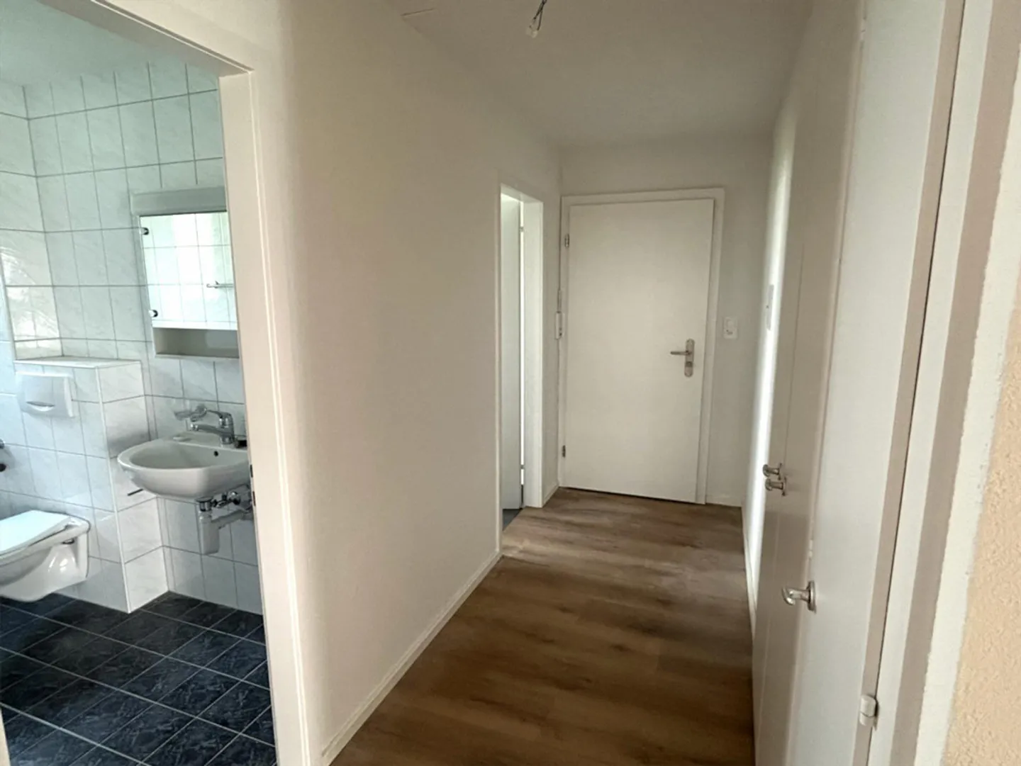 frisch renovierte 3-Zimmer-Wohnung in Hochparterre - Foto 9 von 12