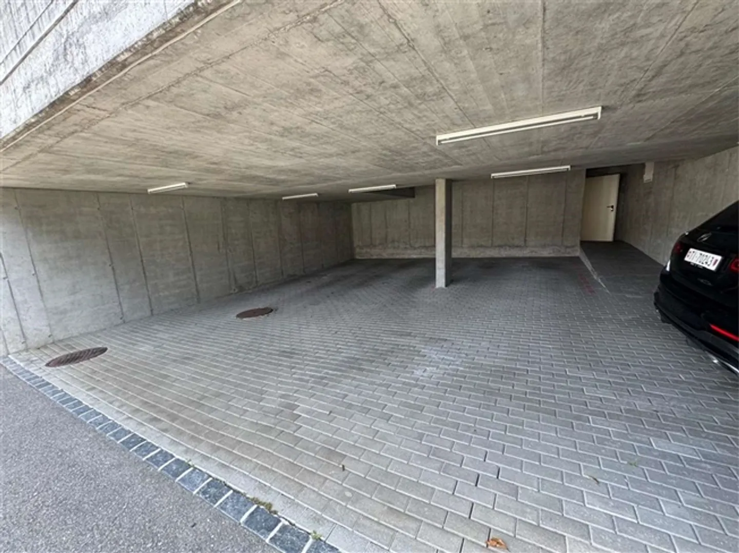 Appartamento spazioso e luminoso con giardino e 4 posti auto - Foto 17 di 20