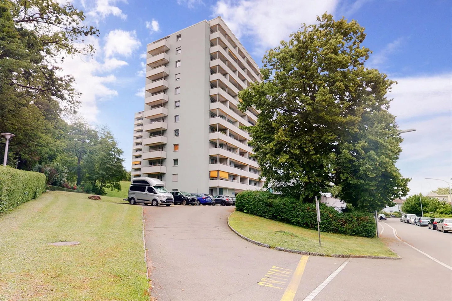 Vue de rêve sur Zurich avec panorama montagneux - Photo 1 sur 5