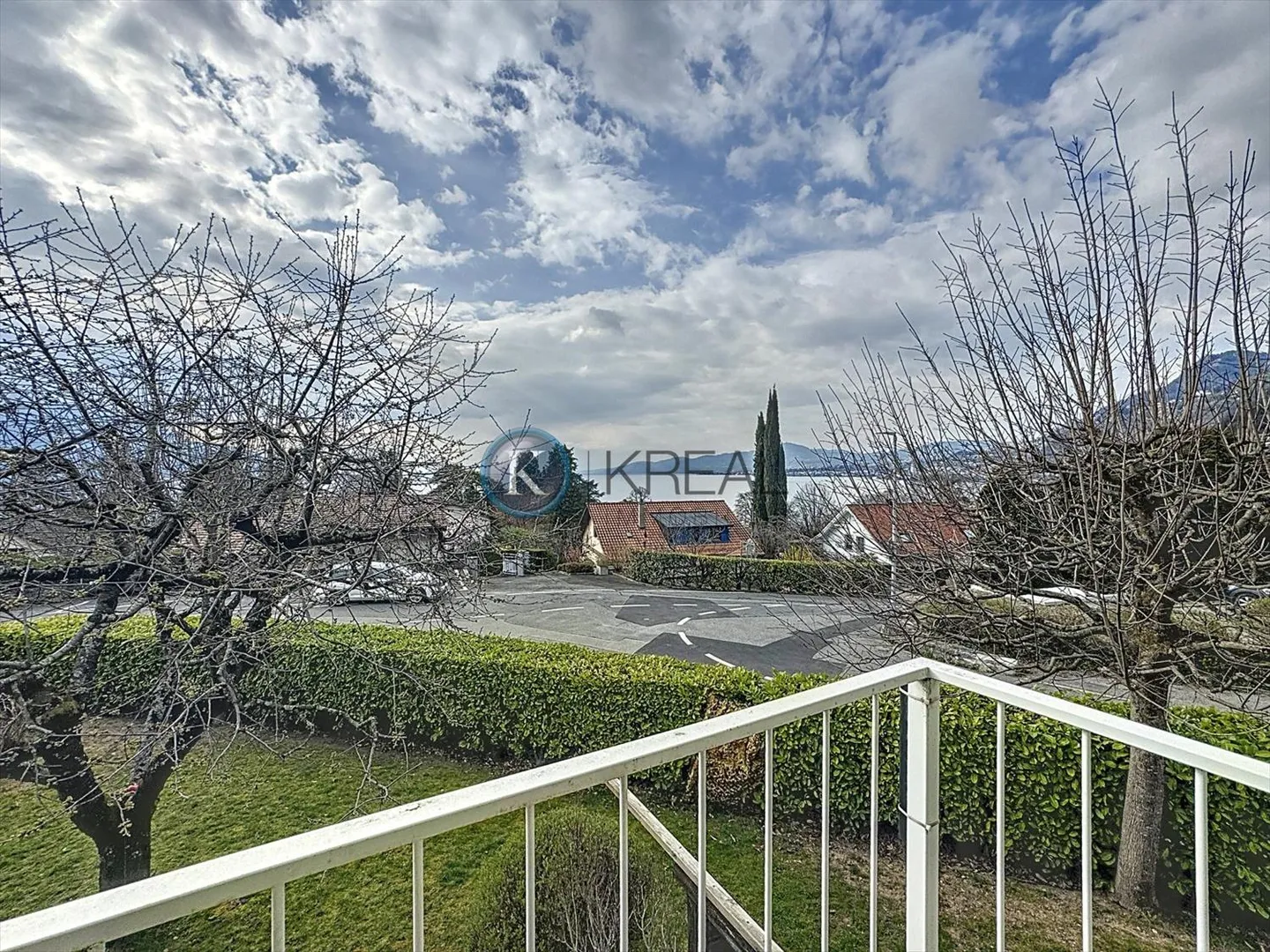 Traumhafte Umgebung in Villeneuve? Superbe Villa mit 6.5 Zimmern und Seeblick - Photo 6 of 9