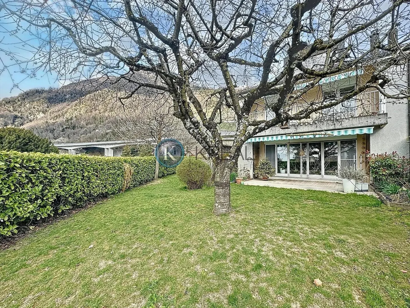 Traumhafte Umgebung in Villeneuve? Superbe Villa mit 6.5 Zimmern und Seeblick - Photo 8 of 9