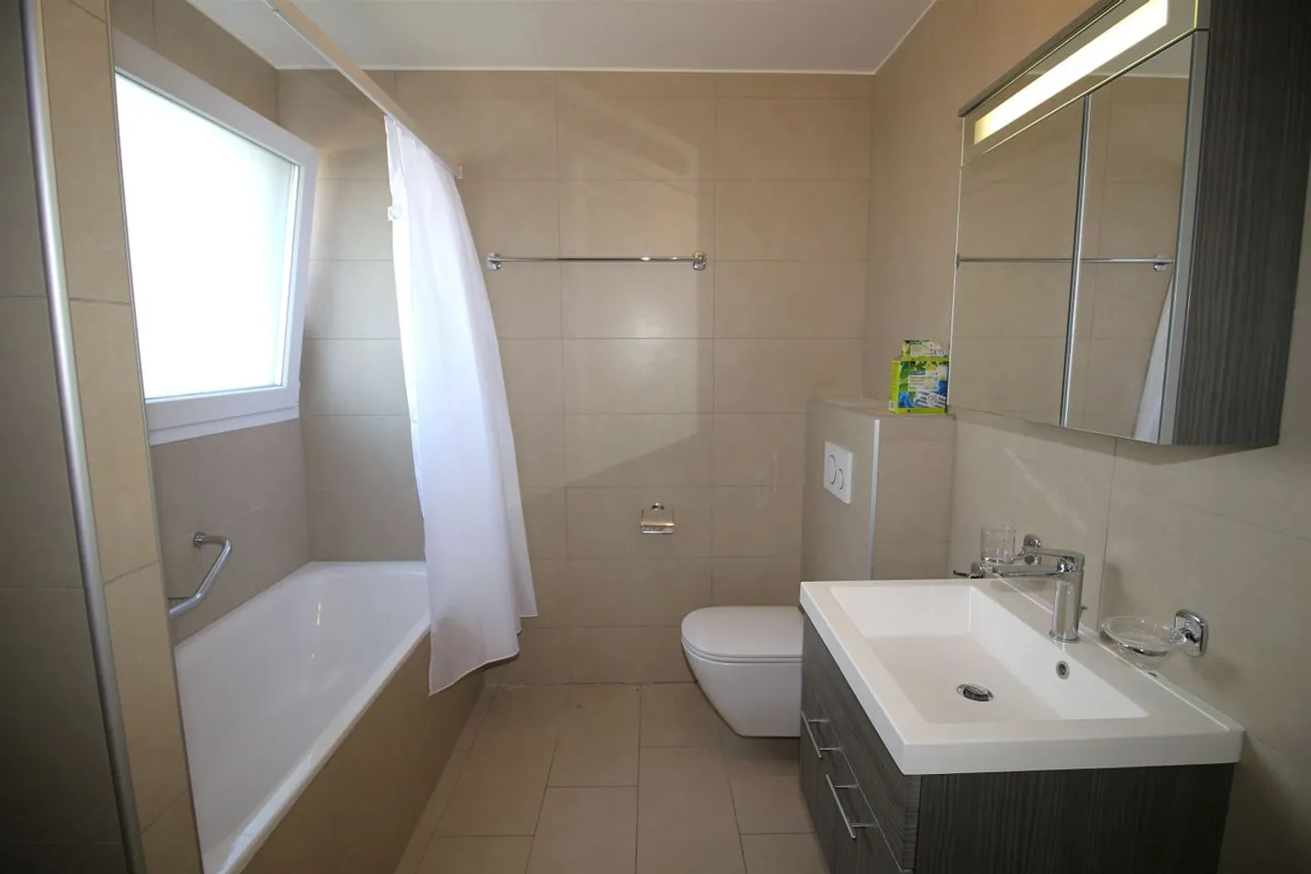 Moderne Familienvilla in Poliez-Pittet - Foto 5 von 9