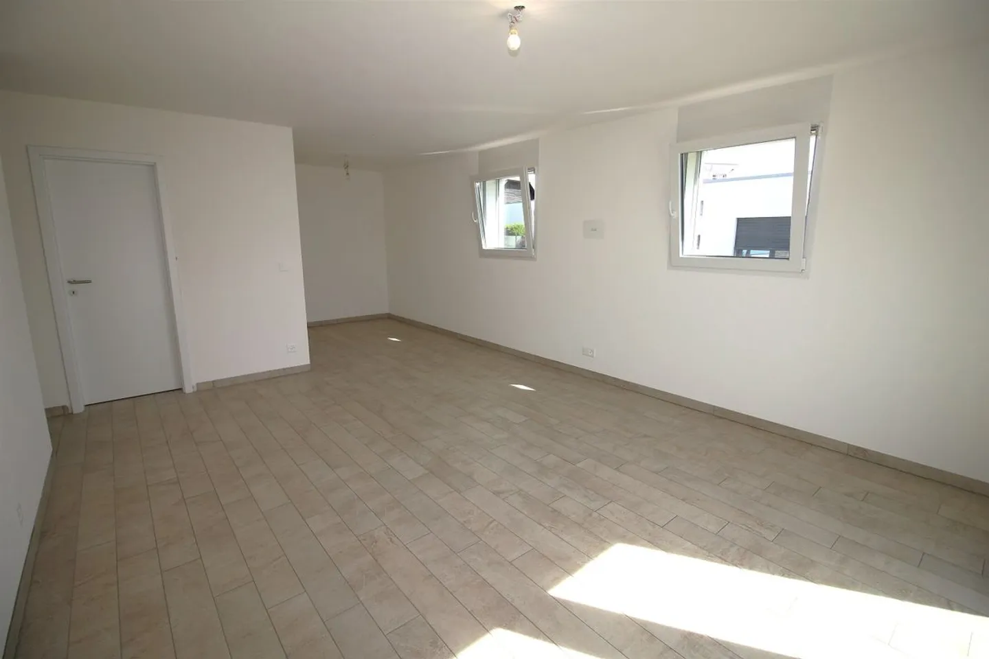 Moderne Familienvilla in Poliez-Pittet - Foto 6 von 9