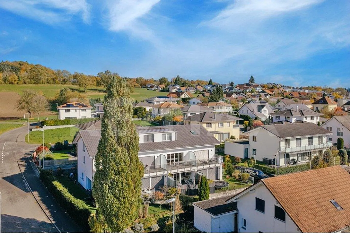 Maison 5.5 pièces - Photo 1 sur 11