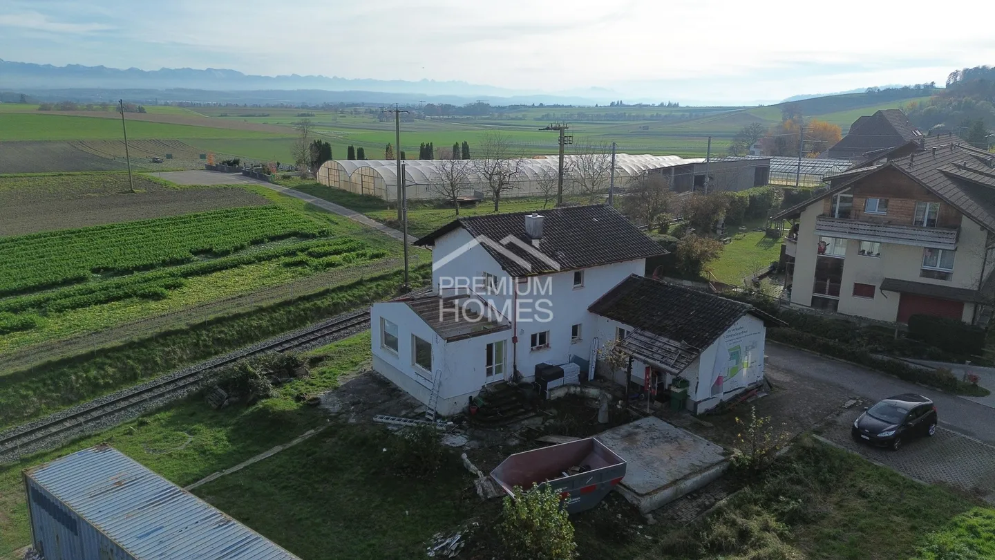 Terrain à bâtir avec maison existante - Photo 2 sur 3