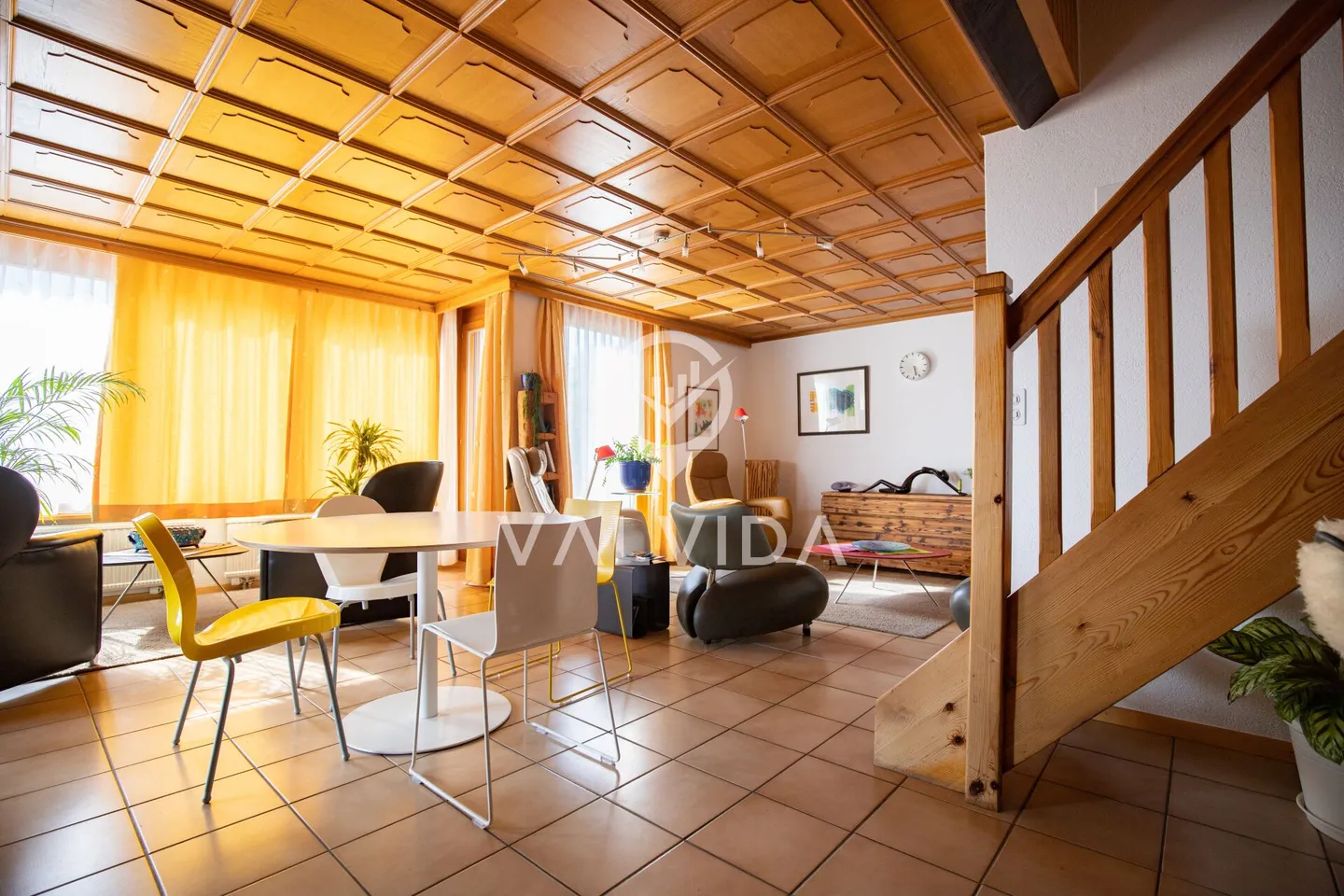 Incantevole appartamento duplex di 3,5 locali con vista mozzafiato ad Albinen - Foto 6 di 14