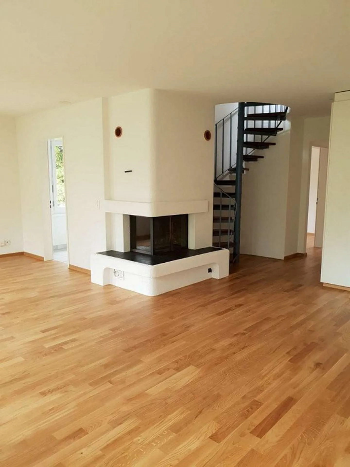 Hoher Wohnkomfort am Zentenhausplatz mit Dachterrasse - Foto 3 von 10