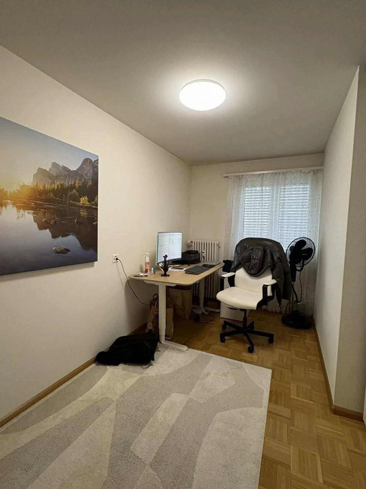 Living in a central location - Photo 6 of 7