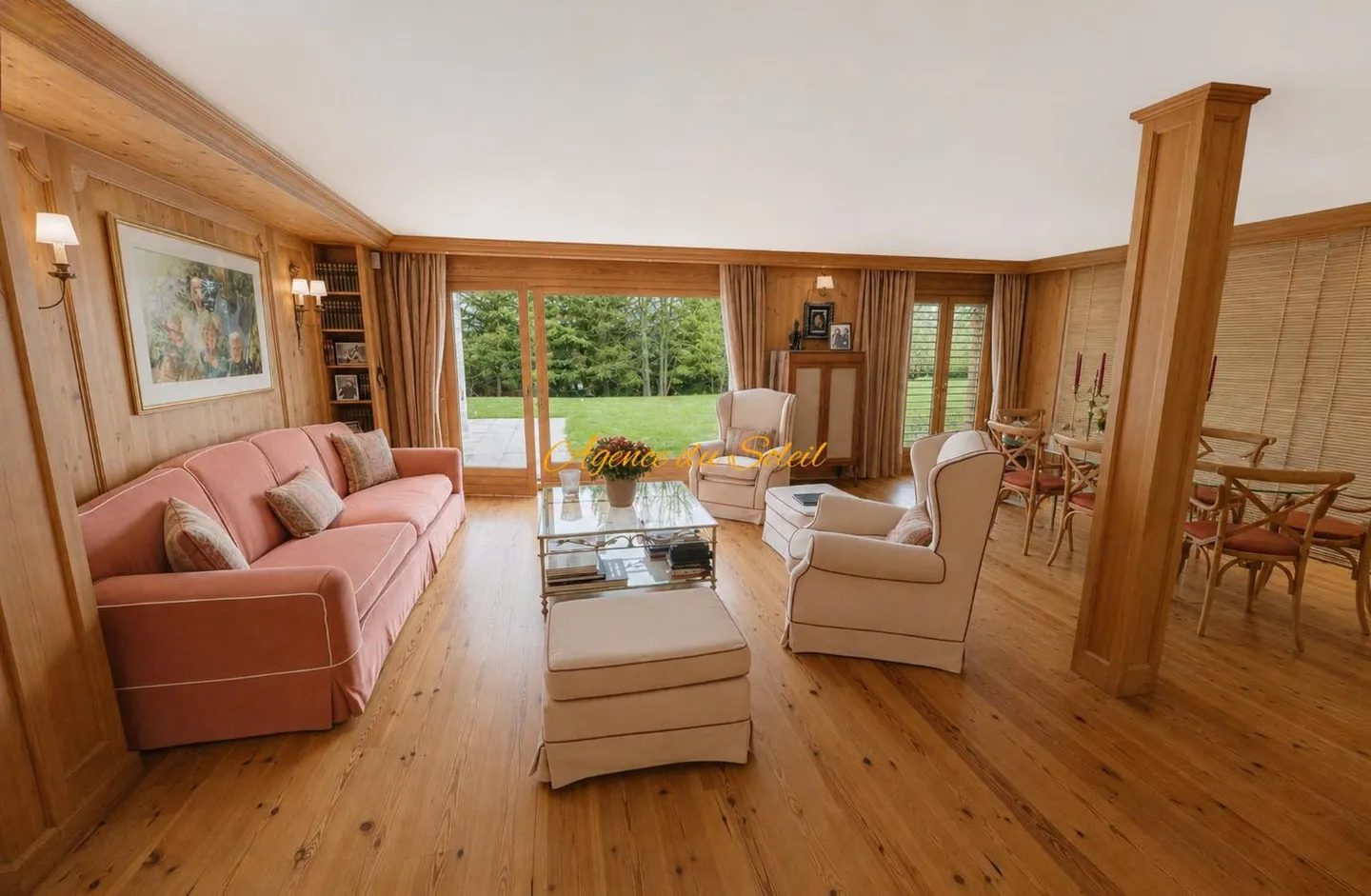 Luxuriöse Ski-in/Ski-out 4,5-Zimmer-Wohnung mit privatem Pool im Herzen von Crans! - Foto 3 von 13