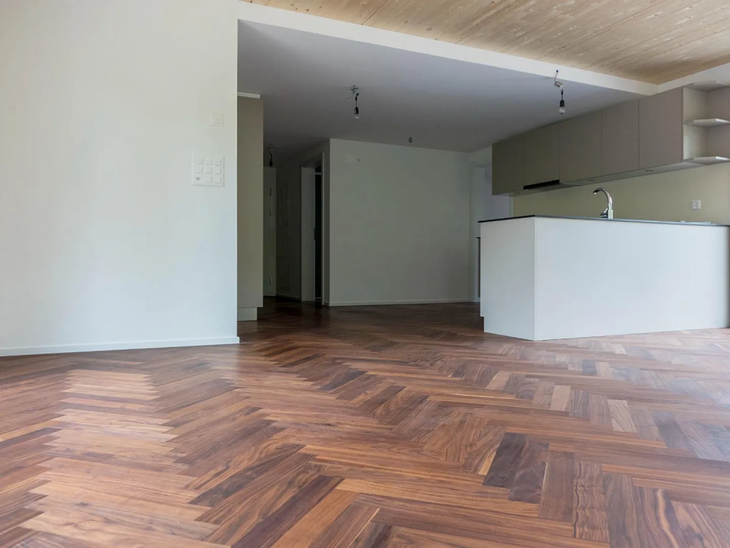 75m² di superficie abitabile, 2 terrazze (52 m²), lavatrice/asciugatrice nell'appartamento - Foto 2 di 7