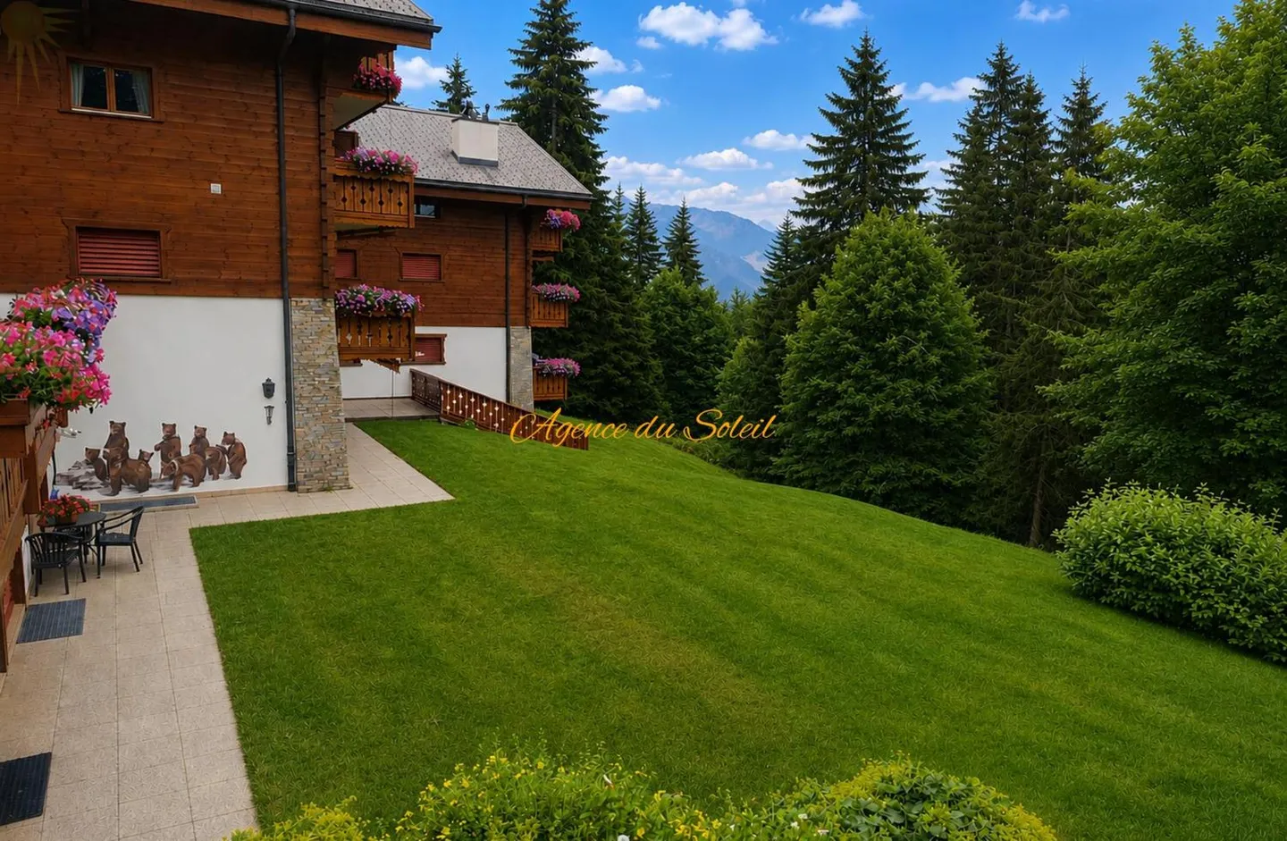 Luxuriöse Ski-in/Ski-out 4,5-Zimmer-Wohnung mit privatem Pool im Herzen von Crans! - Foto 12 von 13