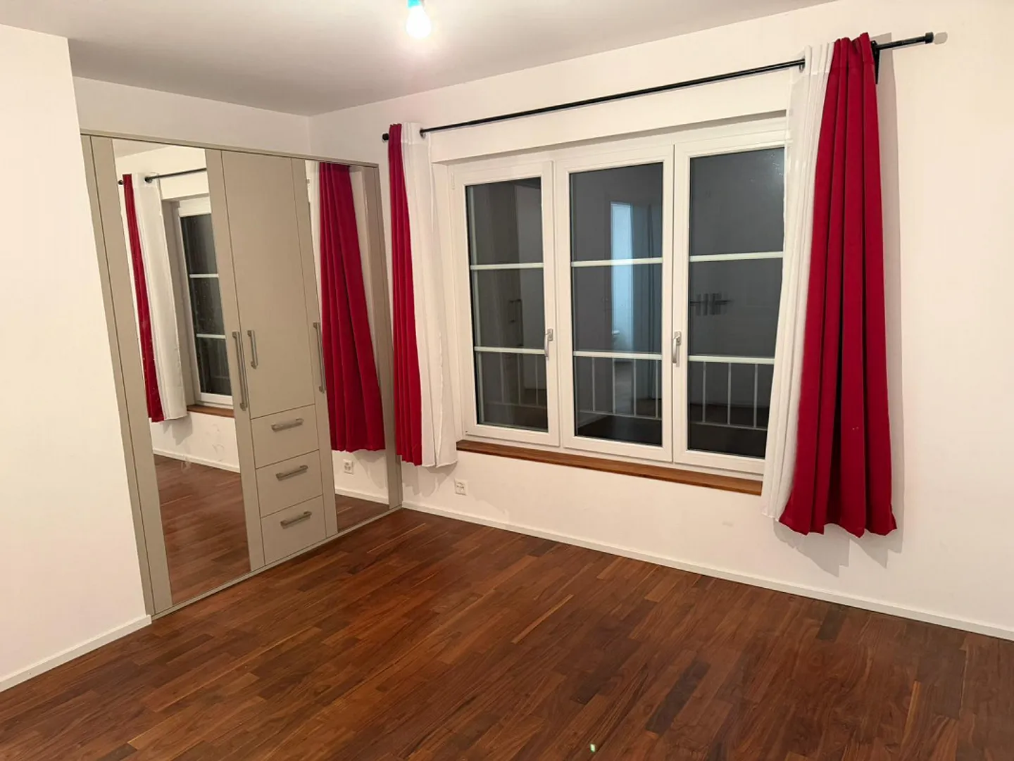 75m² di superficie abitabile, 2 terrazze (52 m²), lavatrice/asciugatrice nell'appartamento - Foto 4 di 7