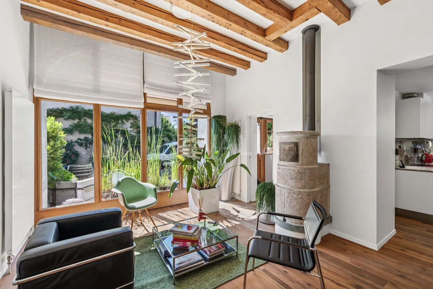 Geräumiges Dorfhaus in Soral - Foto 1 von 10