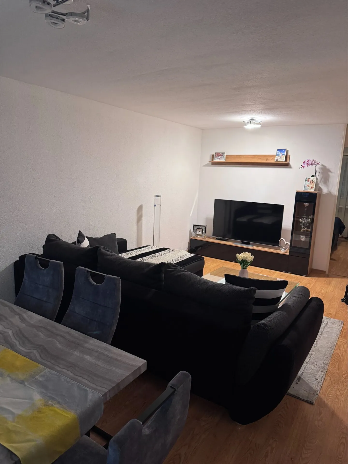 Cozy 2.5-room apartment in a convenient location - Photo 4 of 4