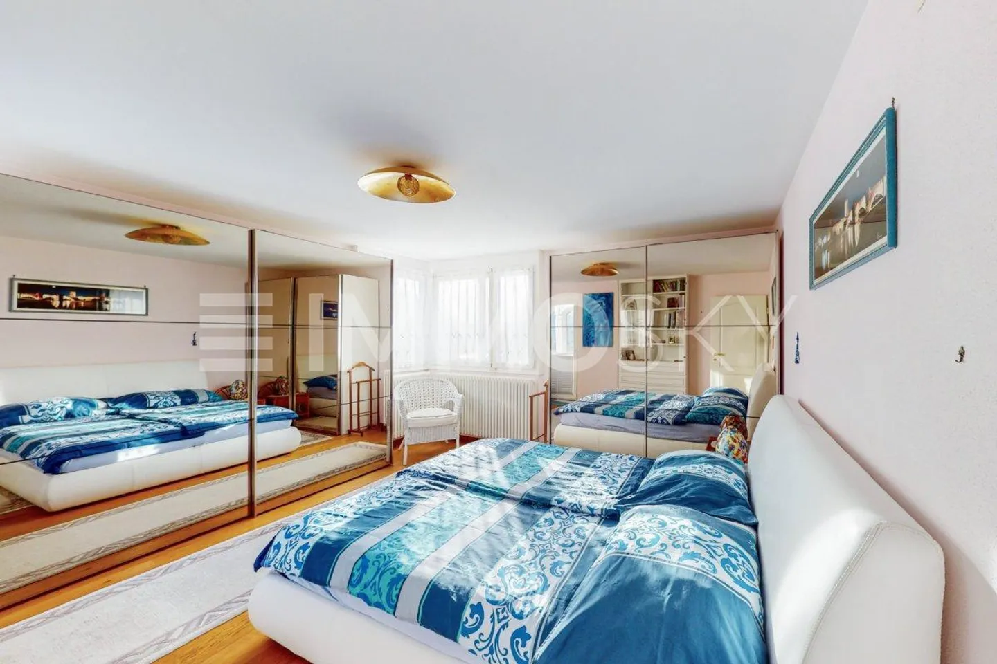 Mastering from Above with Unobstructed View in Sunny Area - Photo 4 of 5