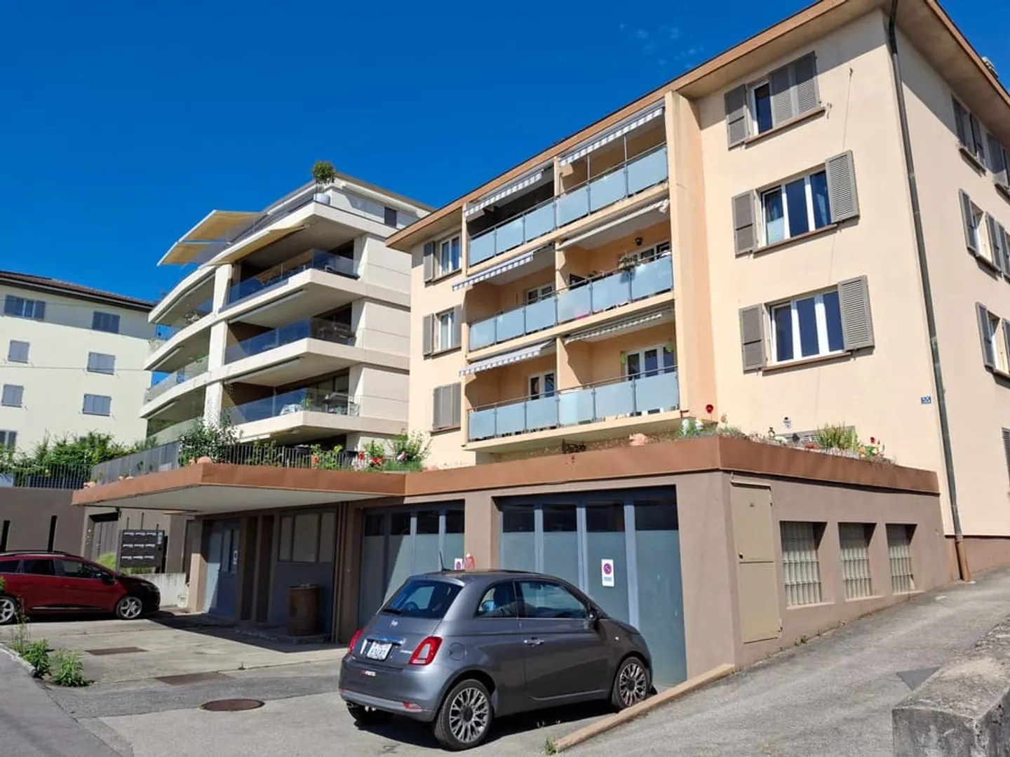 Magnifico appartamento ristrutturato di 4 stanze a Neuchâtel - Foto 2 di 13